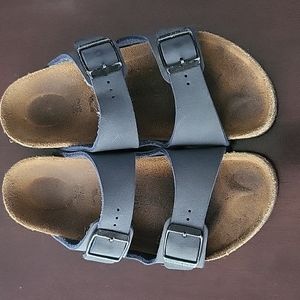 Birkenstocks Kids Size 32/1 Navy